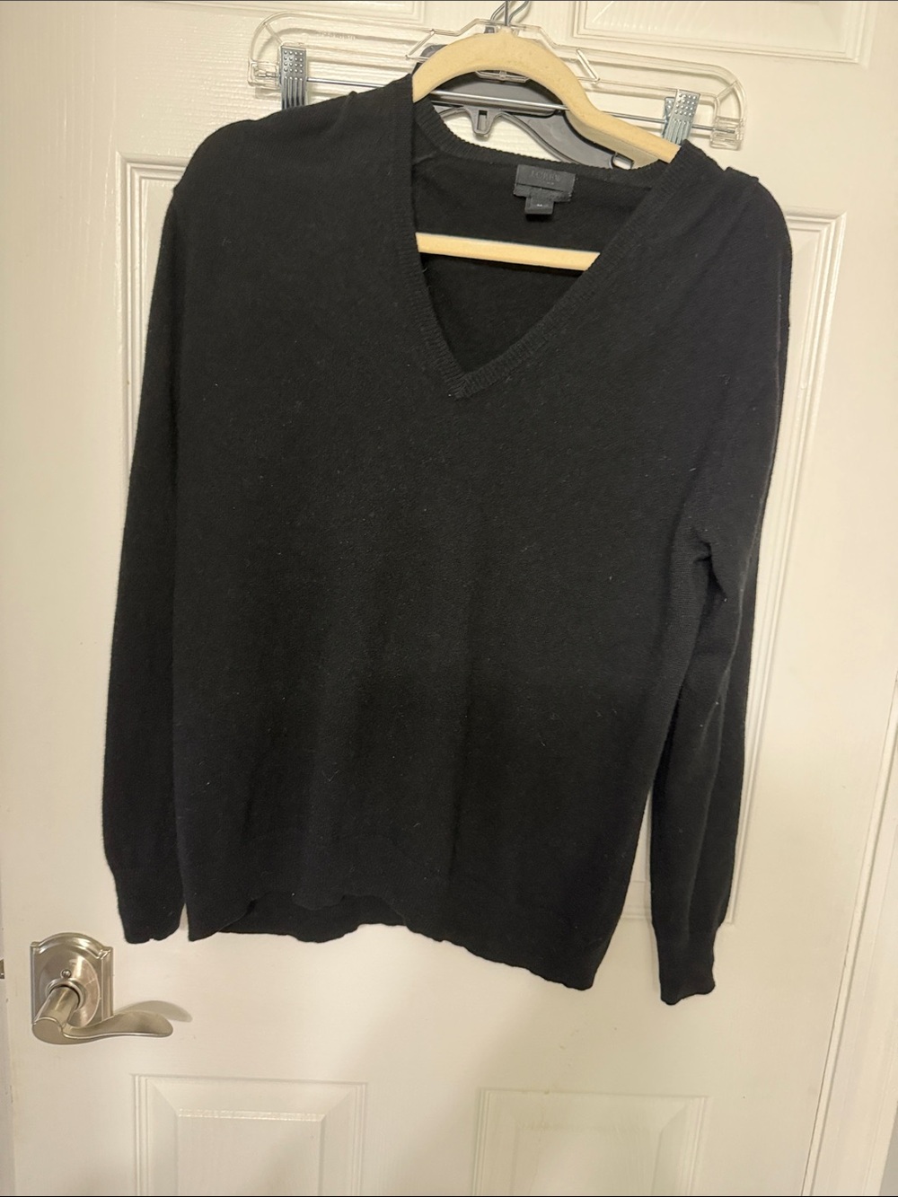 J crew v neck Italian cashmere black sweater m